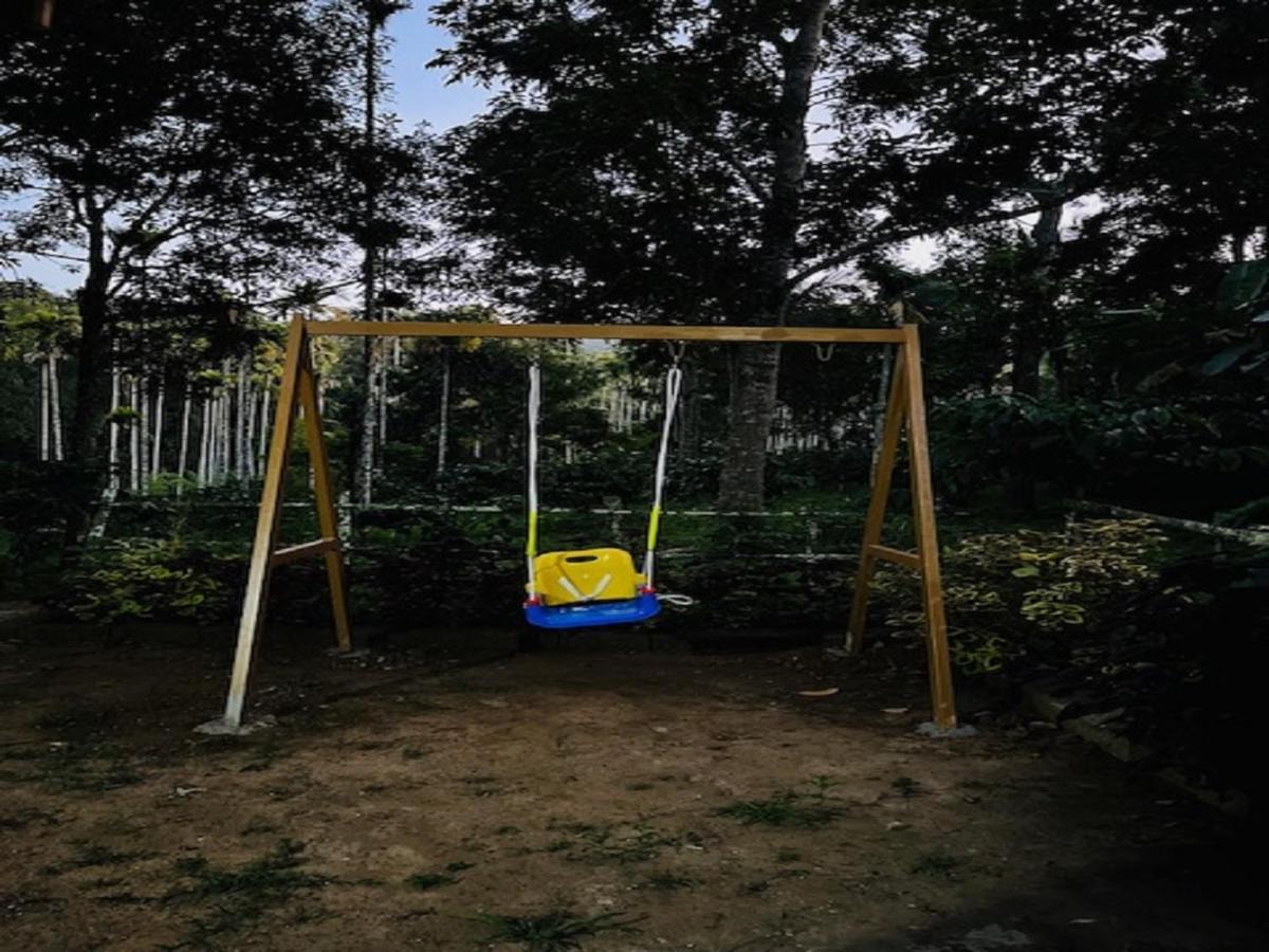 Kuruva Shoreline Wayanad Chegāt エクステリア 写真