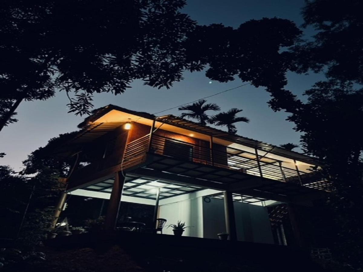 Kuruva Shoreline Wayanad Chegāt エクステリア 写真