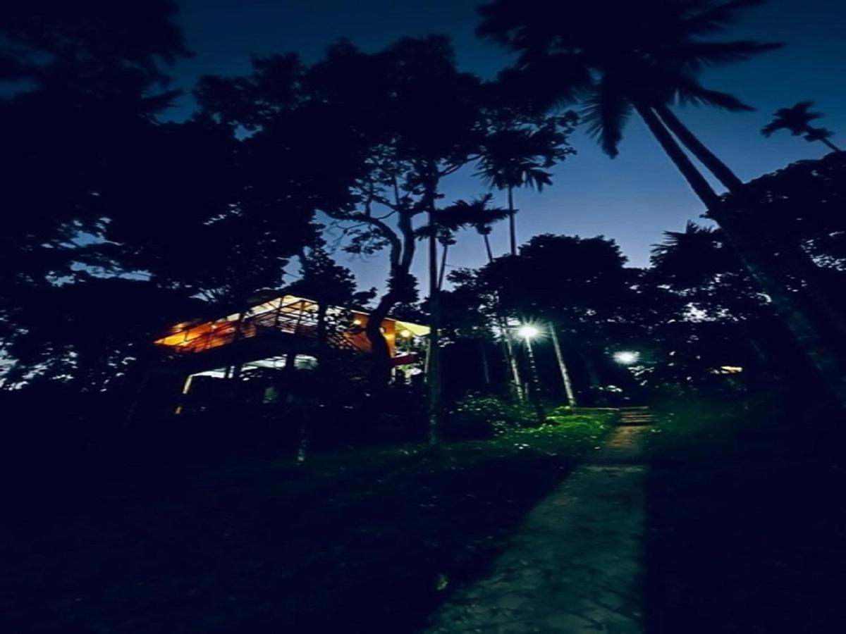 Kuruva Shoreline Wayanad Chegāt エクステリア 写真