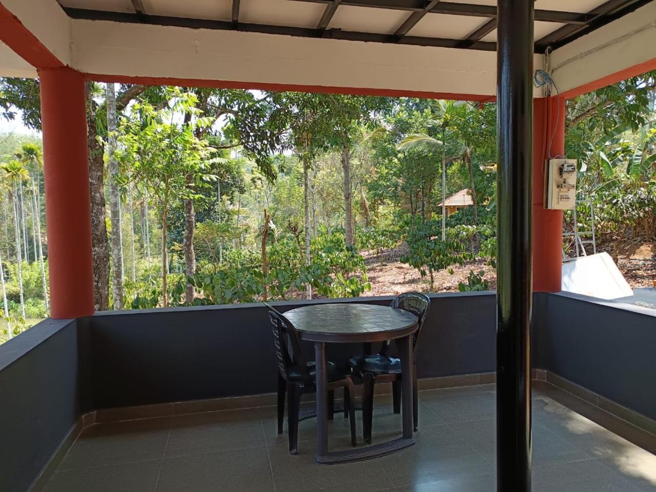 Kuruva Shoreline Wayanad Chegāt エクステリア 写真